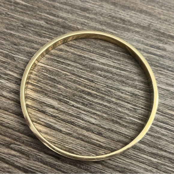 Kate Spade New York Women's Idiom “A BLUE STREAK” Navy /Gold Bangle Bracelet EUC - Picture 3 of 5